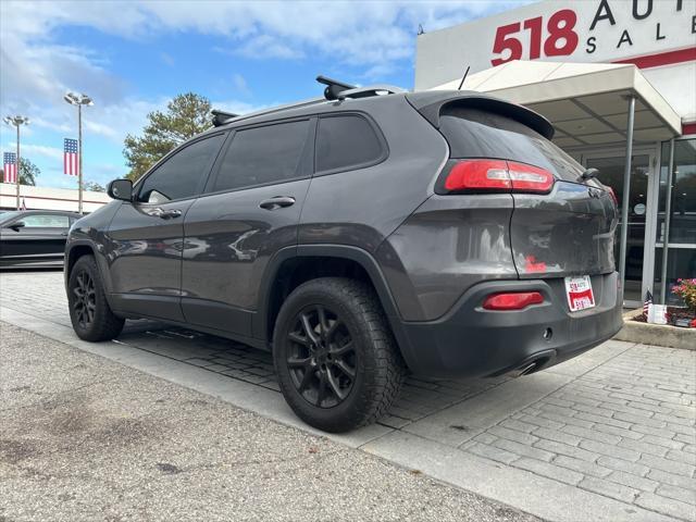 used 2014 Jeep Cherokee car, priced at $6,500