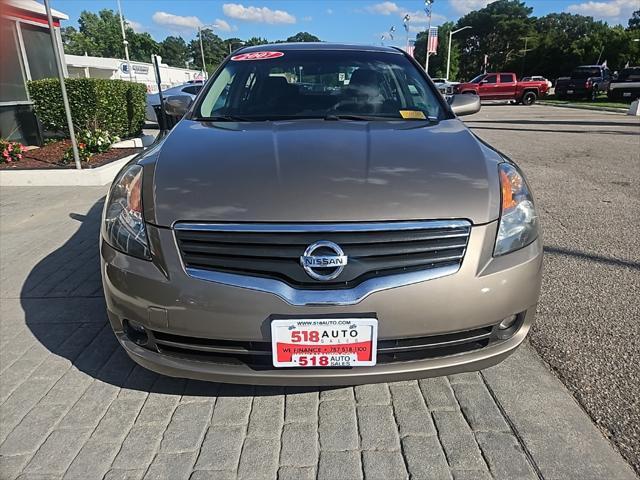 used 2007 Nissan Altima car, priced at $7,999