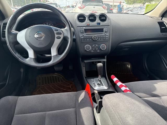 used 2007 Nissan Altima car, priced at $7,999