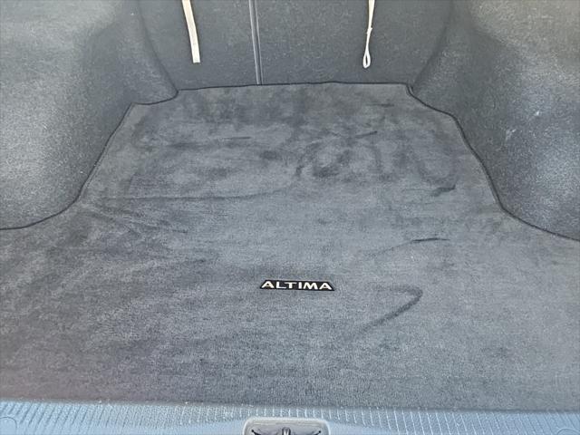 used 2007 Nissan Altima car, priced at $7,999