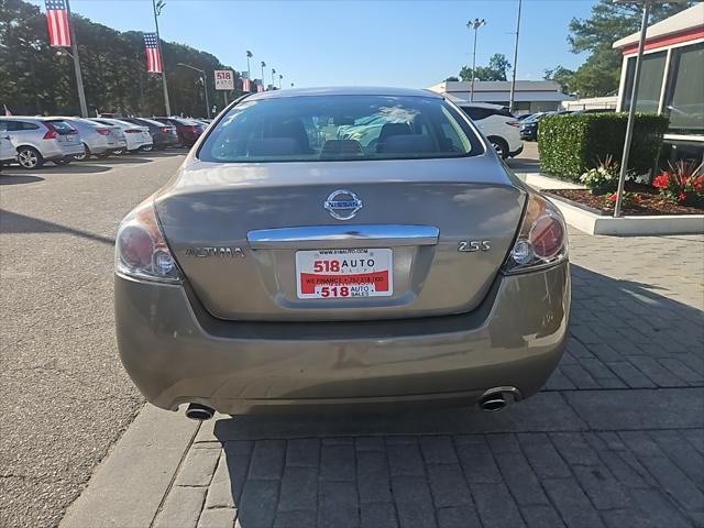 used 2007 Nissan Altima car, priced at $7,999