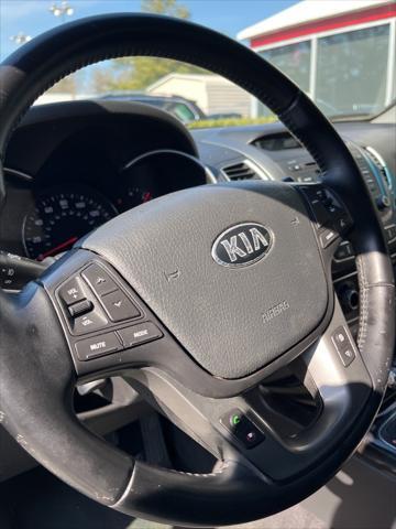 used 2015 Kia Sorento car, priced at $8,999