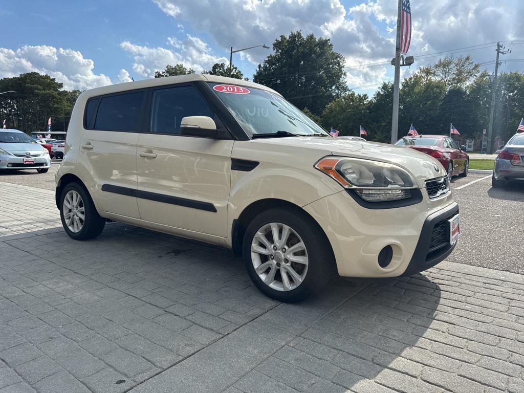 used 2013 Kia Soul car, priced at $4,999