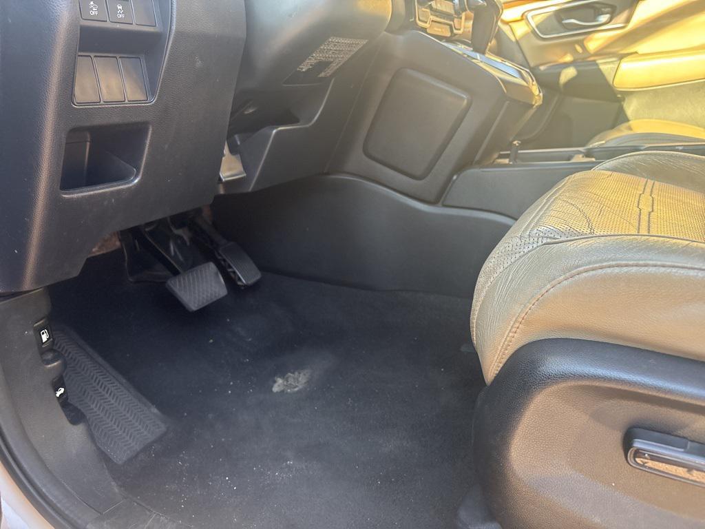 used 2017 Honda CR-V car, priced at $16,999