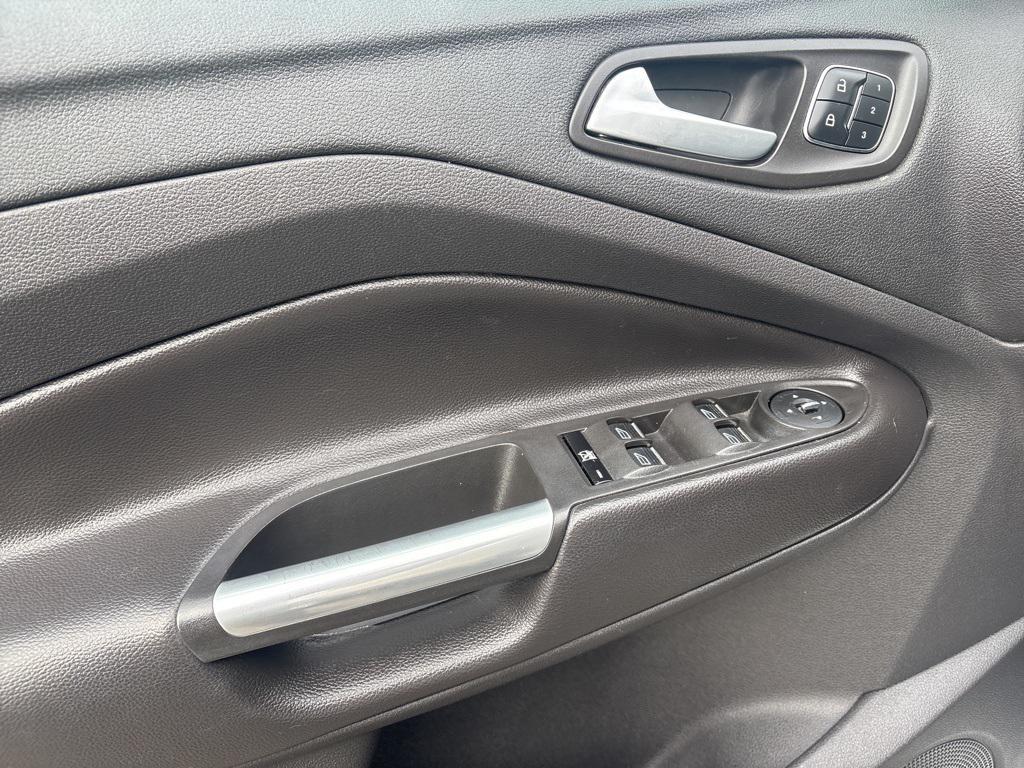 used 2014 Ford Escape car, priced at $7,500