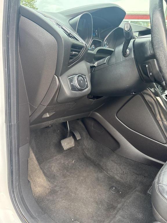 used 2014 Ford Escape car, priced at $7,500