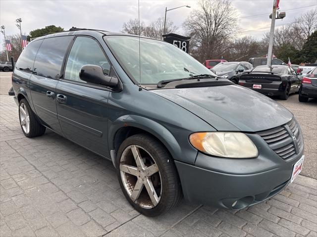 used 2006 Dodge Grand Caravan car, priced at $3,500