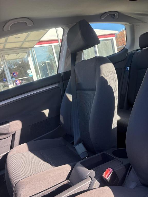 used 2008 Volkswagen Rabbit car, priced at $5,500