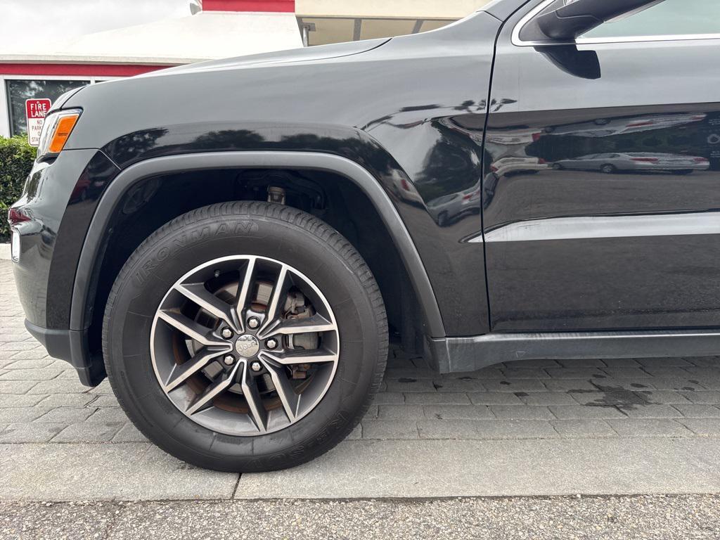 used 2017 Jeep Grand Cherokee car, priced at $12,999