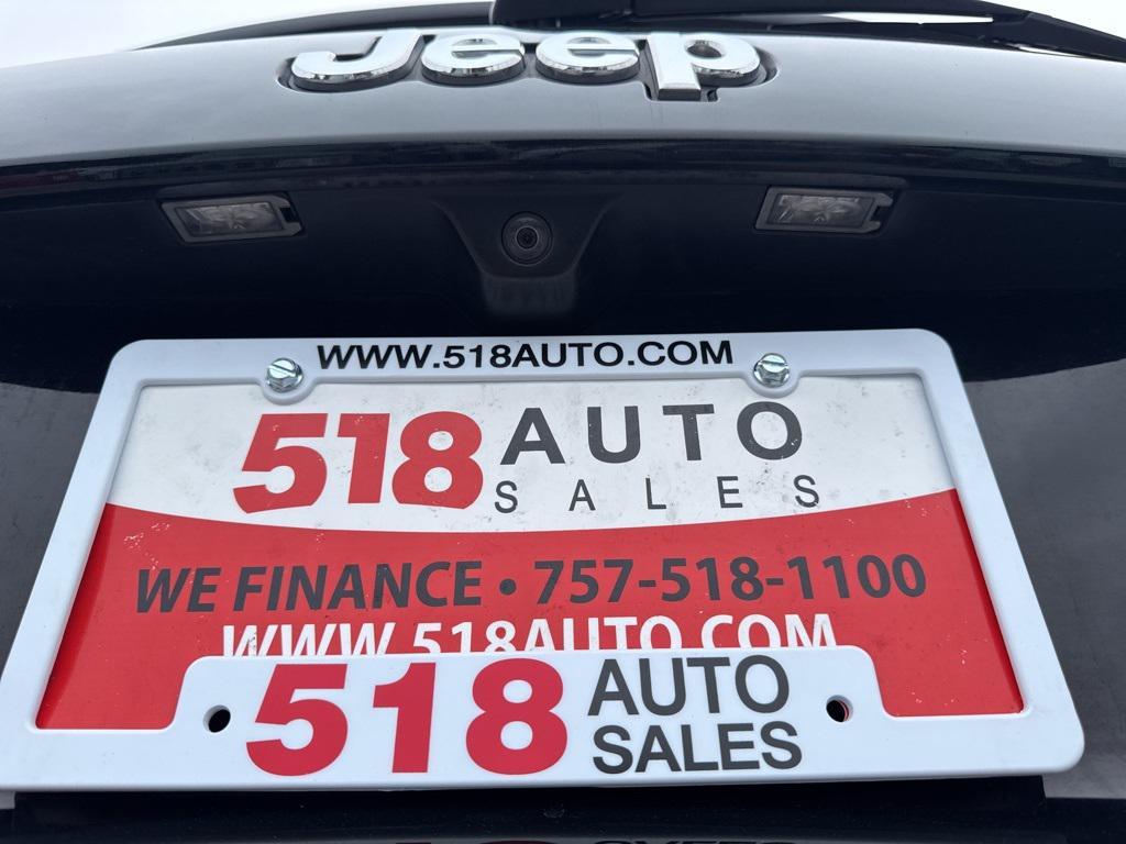 used 2017 Jeep Grand Cherokee car, priced at $12,999