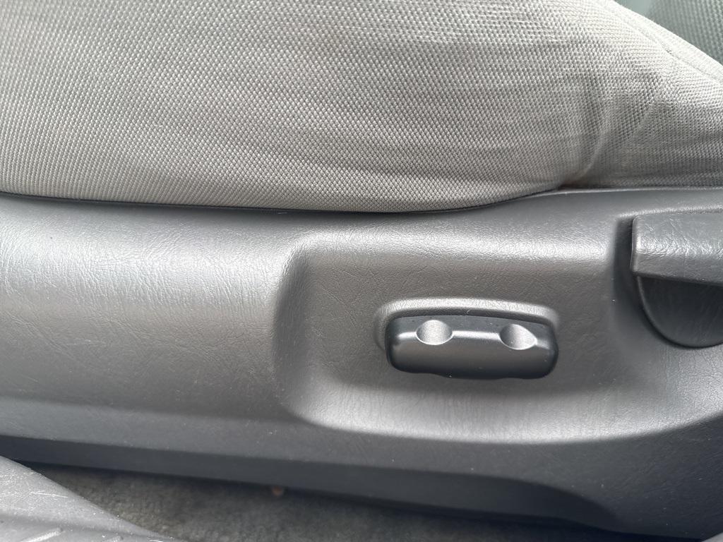 used 2006 Ford Escape car, priced at $3,500