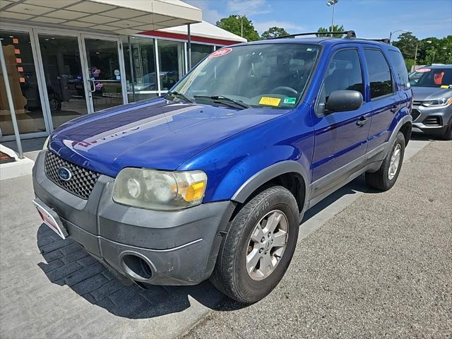 used 2006 Ford Escape car, priced at $3,999