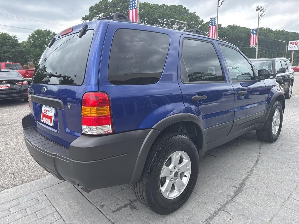 used 2006 Ford Escape car, priced at $3,500