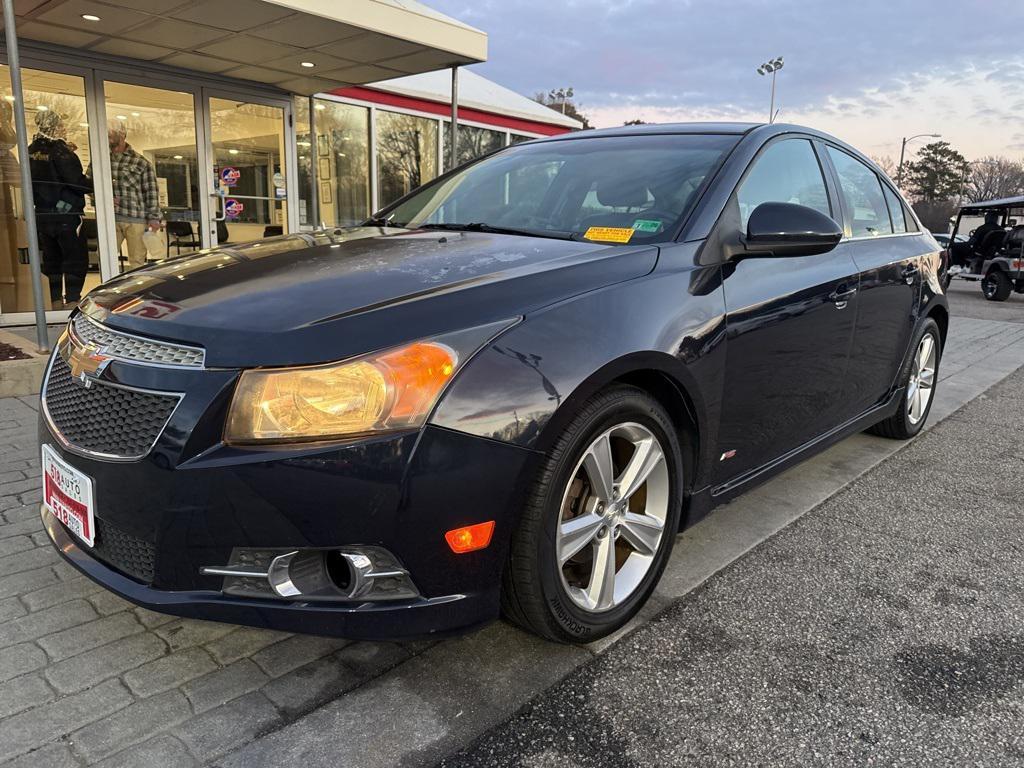 used 2014 Chevrolet Cruze car, priced at $4,000