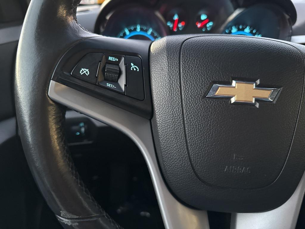 used 2014 Chevrolet Cruze car, priced at $4,000
