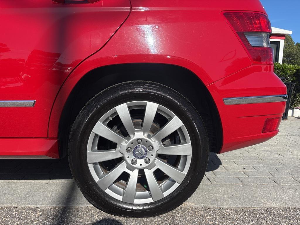 used 2010 Mercedes-Benz GLK-Class car, priced at $9,500