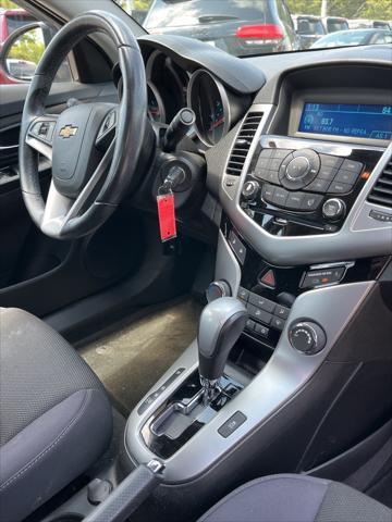 used 2014 Chevrolet Cruze car, priced at $9,500