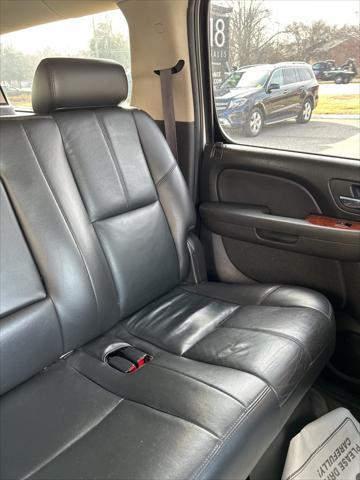 used 2009 Chevrolet Suburban car, priced at $7,899