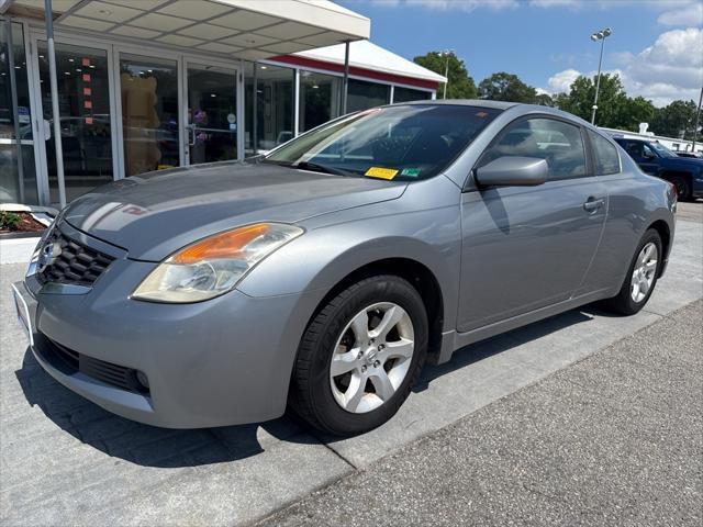 used 2009 Nissan Altima car, priced at $6,500