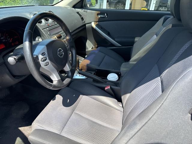 used 2009 Nissan Altima car, priced at $6,500