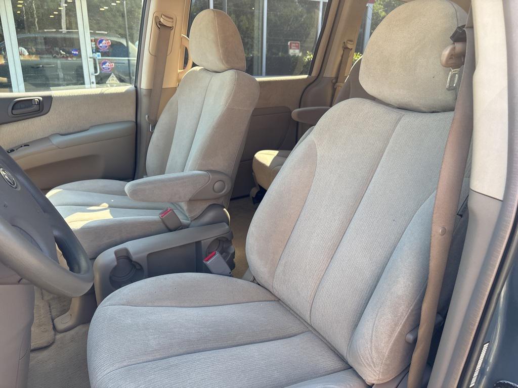 used 2006 Kia Sedona car, priced at $4,999
