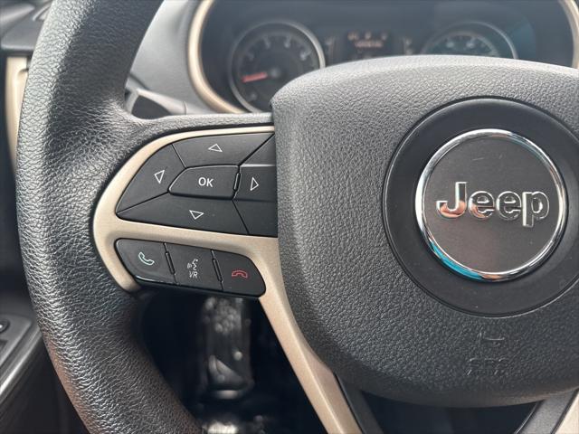 used 2014 Jeep Cherokee car, priced at $5,999