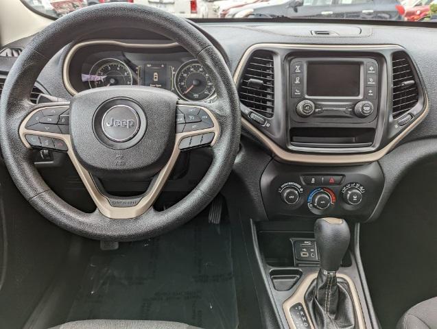 used 2014 Jeep Cherokee car, priced at $3,500