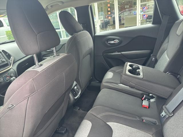 used 2014 Jeep Cherokee car, priced at $5,999