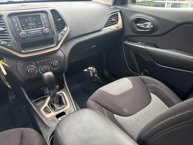 used 2014 Jeep Cherokee car, priced at $5,999
