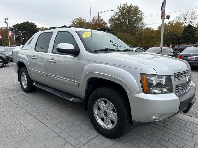 used 2011 Chevrolet Avalanche car, priced at $10,875