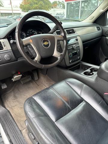 used 2011 Chevrolet Avalanche car, priced at $10,875