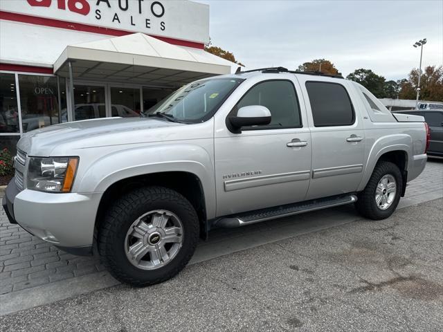 used 2011 Chevrolet Avalanche car, priced at $10,875