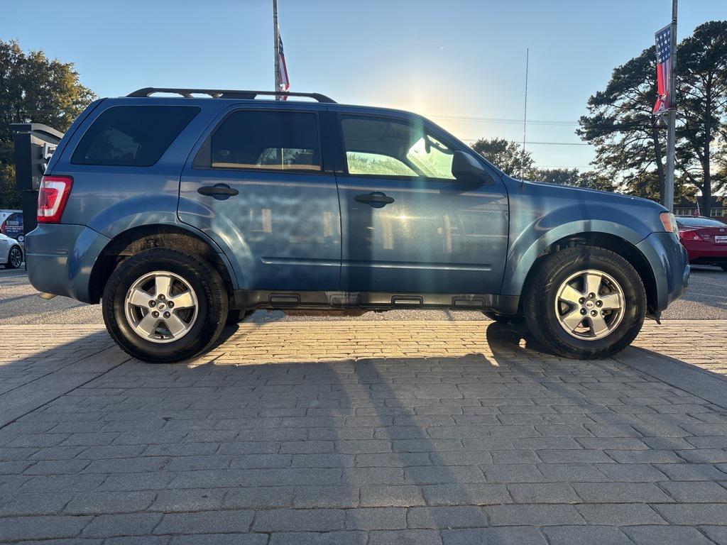 used 2010 Ford Escape car, priced at $3,999
