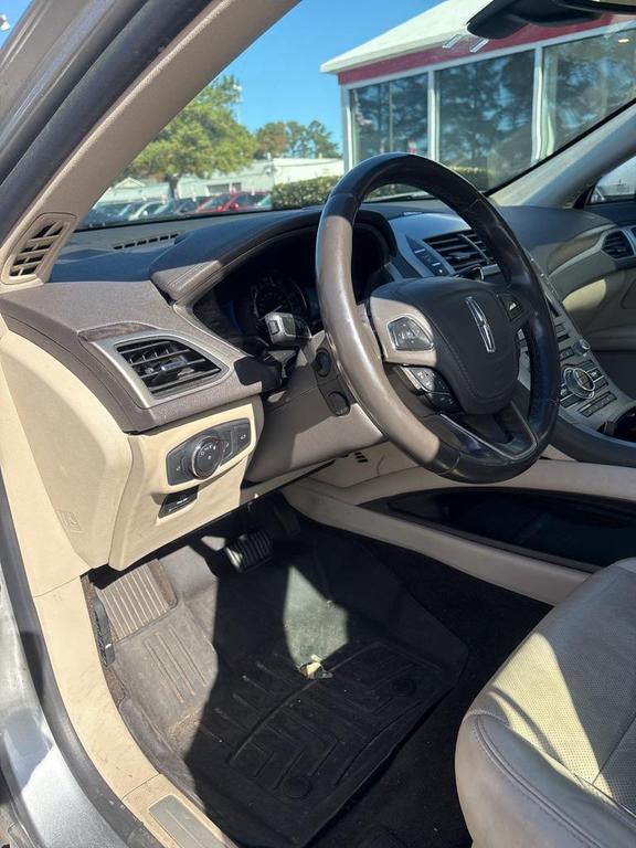 used 2020 Lincoln MKZ Hybrid car, priced at $13,500