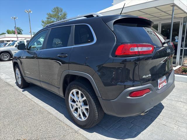 used 2015 Jeep Cherokee car, priced at $10,999