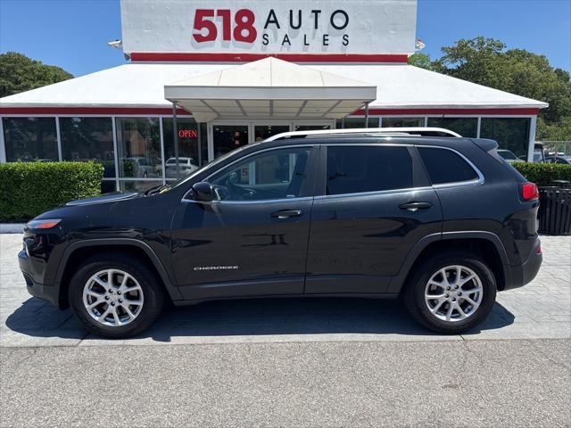 used 2015 Jeep Cherokee car, priced at $10,999