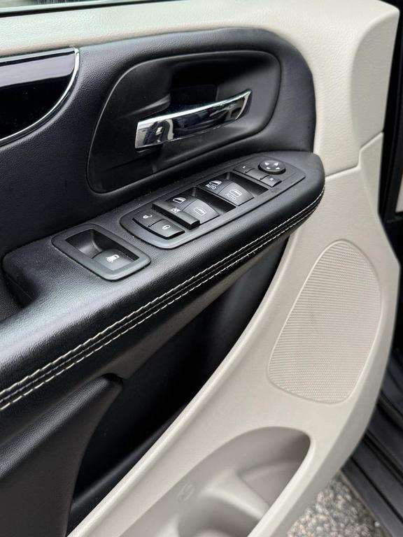 used 2018 Dodge Grand Caravan car, priced at $8,999