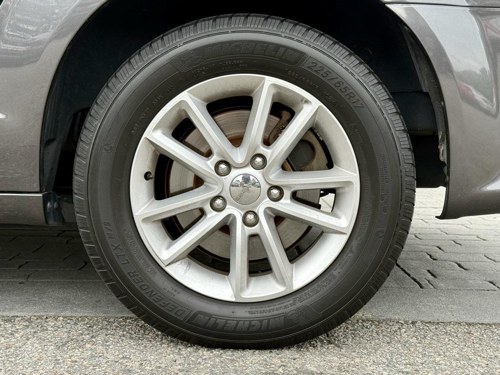 used 2018 Dodge Grand Caravan car, priced at $8,999