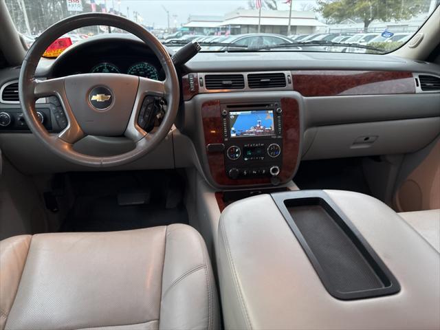 used 2014 Chevrolet Suburban car, priced at $14,500