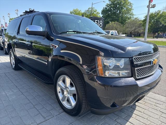 used 2014 Chevrolet Suburban car, priced at $13,500