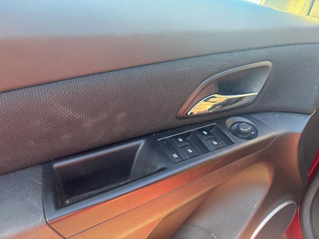 used 2014 Chevrolet Cruze car, priced at $4,999