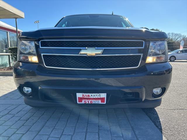 used 2007 Chevrolet Suburban car, priced at $9,999