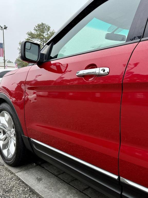 used 2012 Ford Explorer car, priced at $5,000