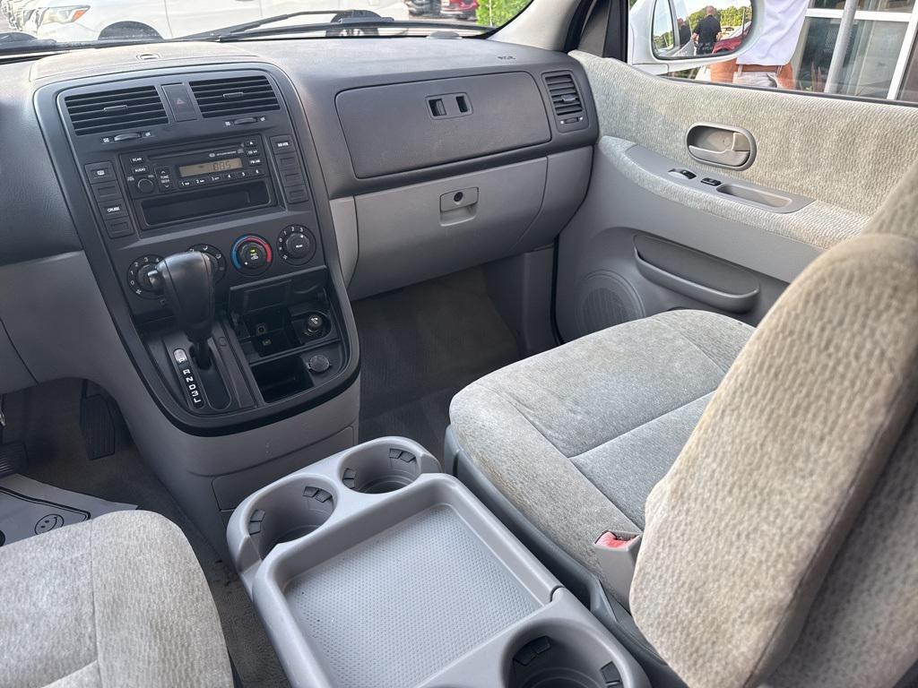 used 2005 Kia Sedona car, priced at $3,500