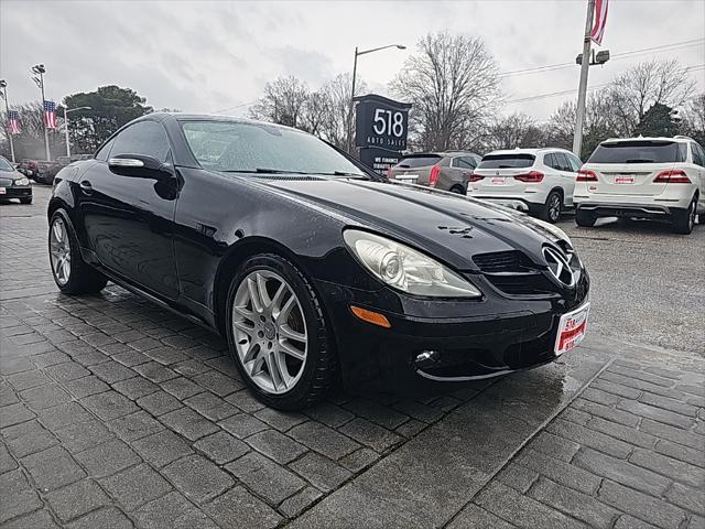 used 2007 Mercedes-Benz SLK-Class car, priced at $8,999