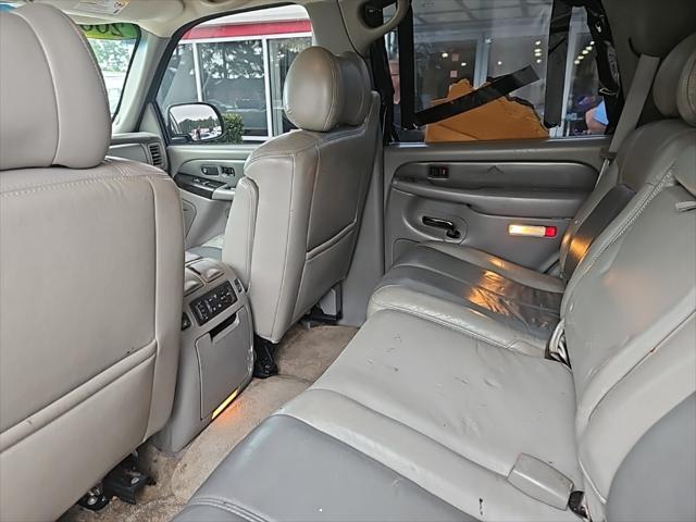 used 2002 GMC Yukon car, priced at $4,999