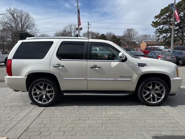 used 2011 Cadillac Escalade car, priced at $12,500