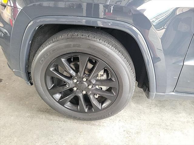 used 2018 Jeep Grand Cherokee car, priced at $16,900