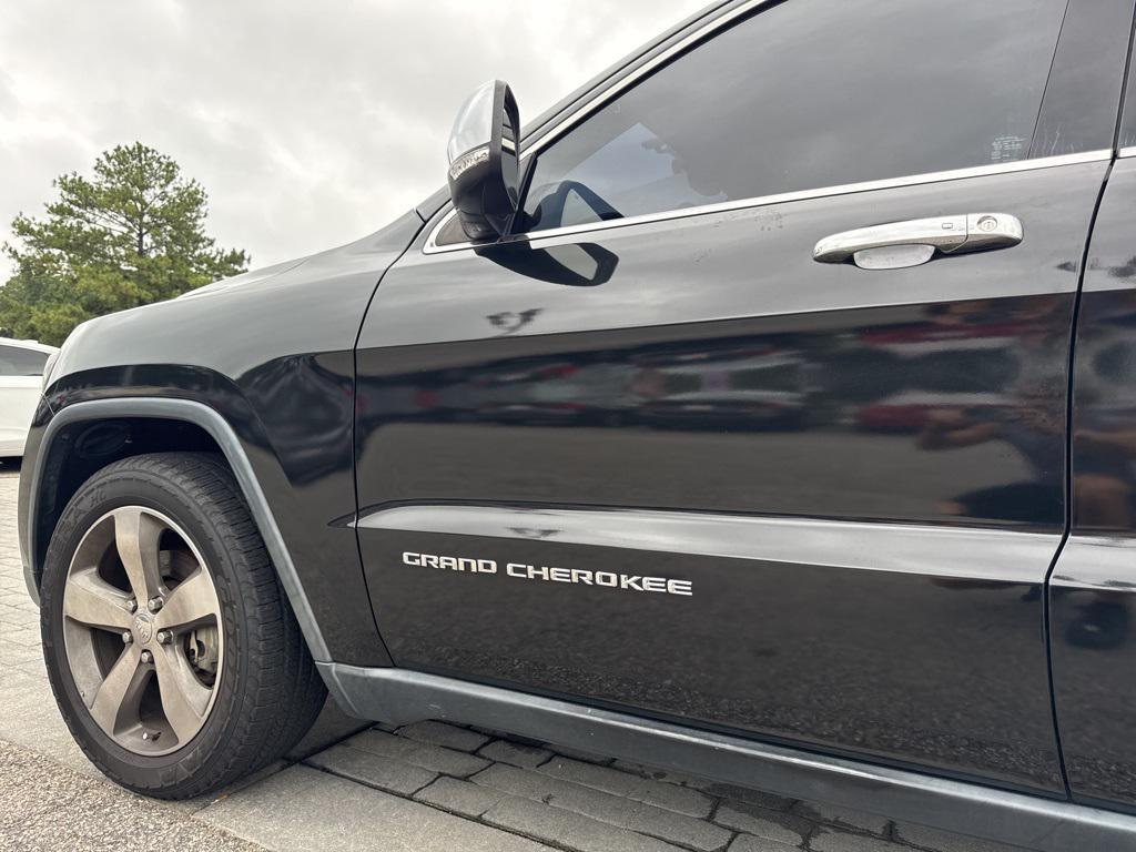 used 2015 Jeep Grand Cherokee car, priced at $14,999