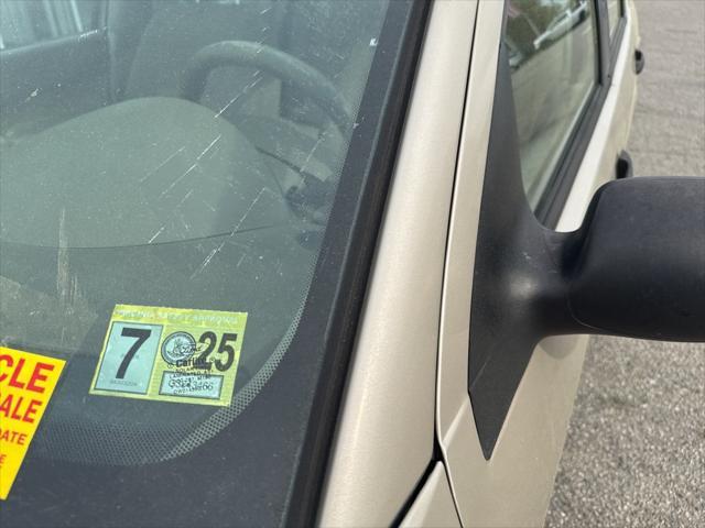used 2006 Ford Focus car, priced at $6,500